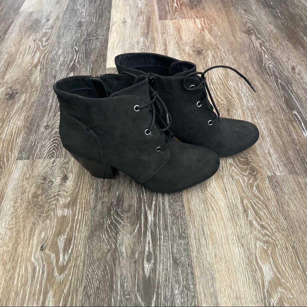 Rampage Tashi black booties, size 11
